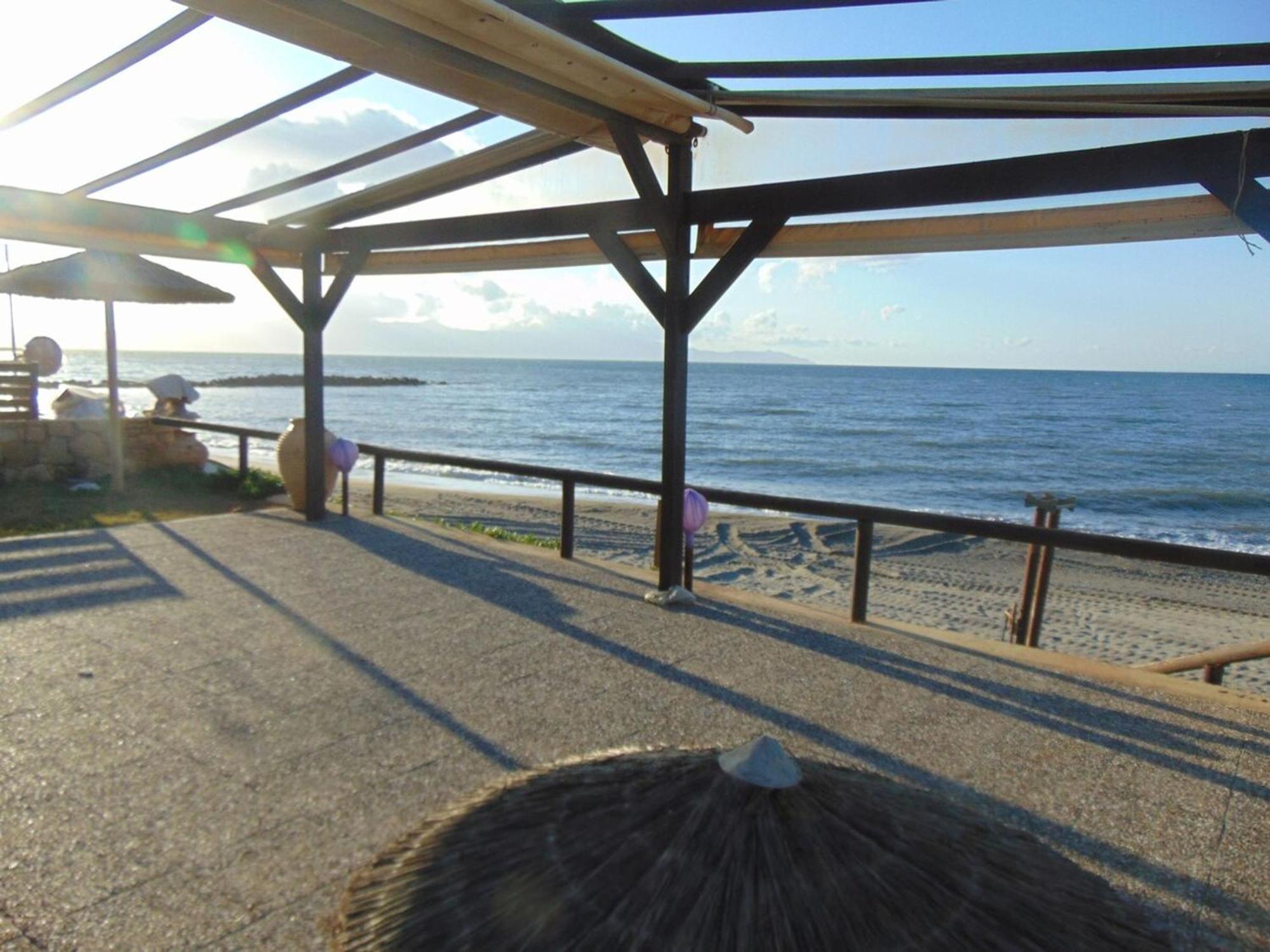 Comfy Beachfront Litinas Casa With Seaview Chania  Exterior photo