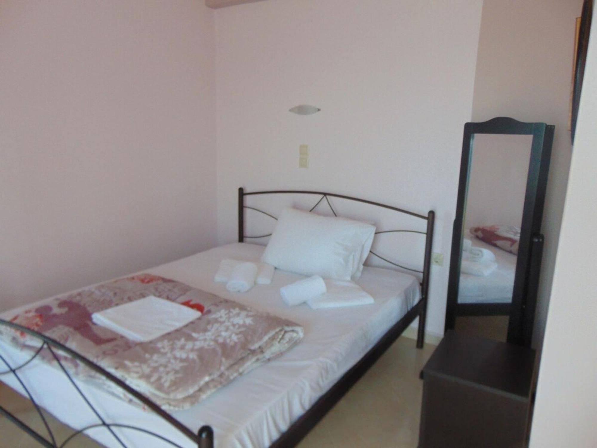 Comfy Beachfront Litinas Casa With Seaview Chania  Exterior photo